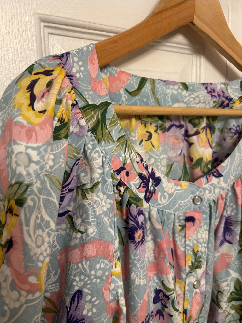 Xl Vintage floral house dress - Front Dress in Blue & Pink Like New